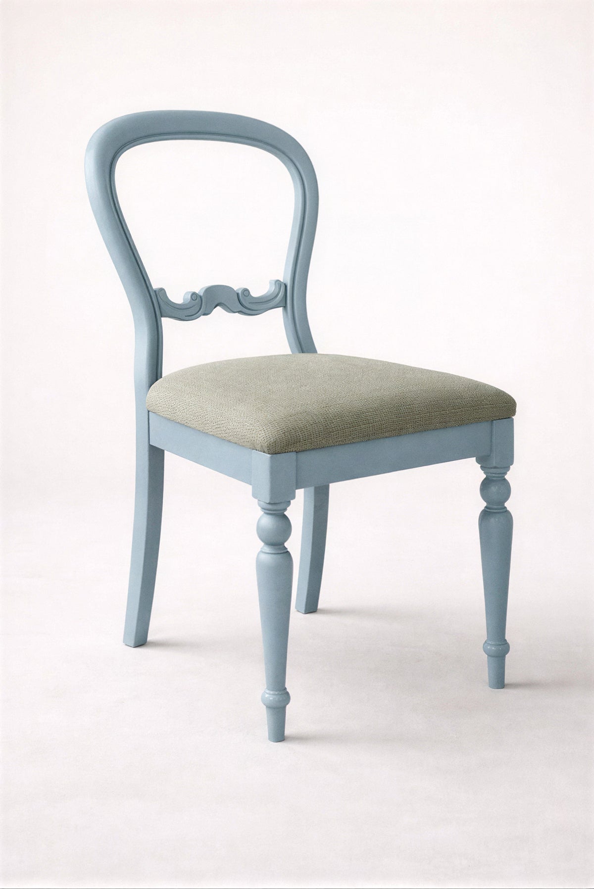 Chair 504 dining chair