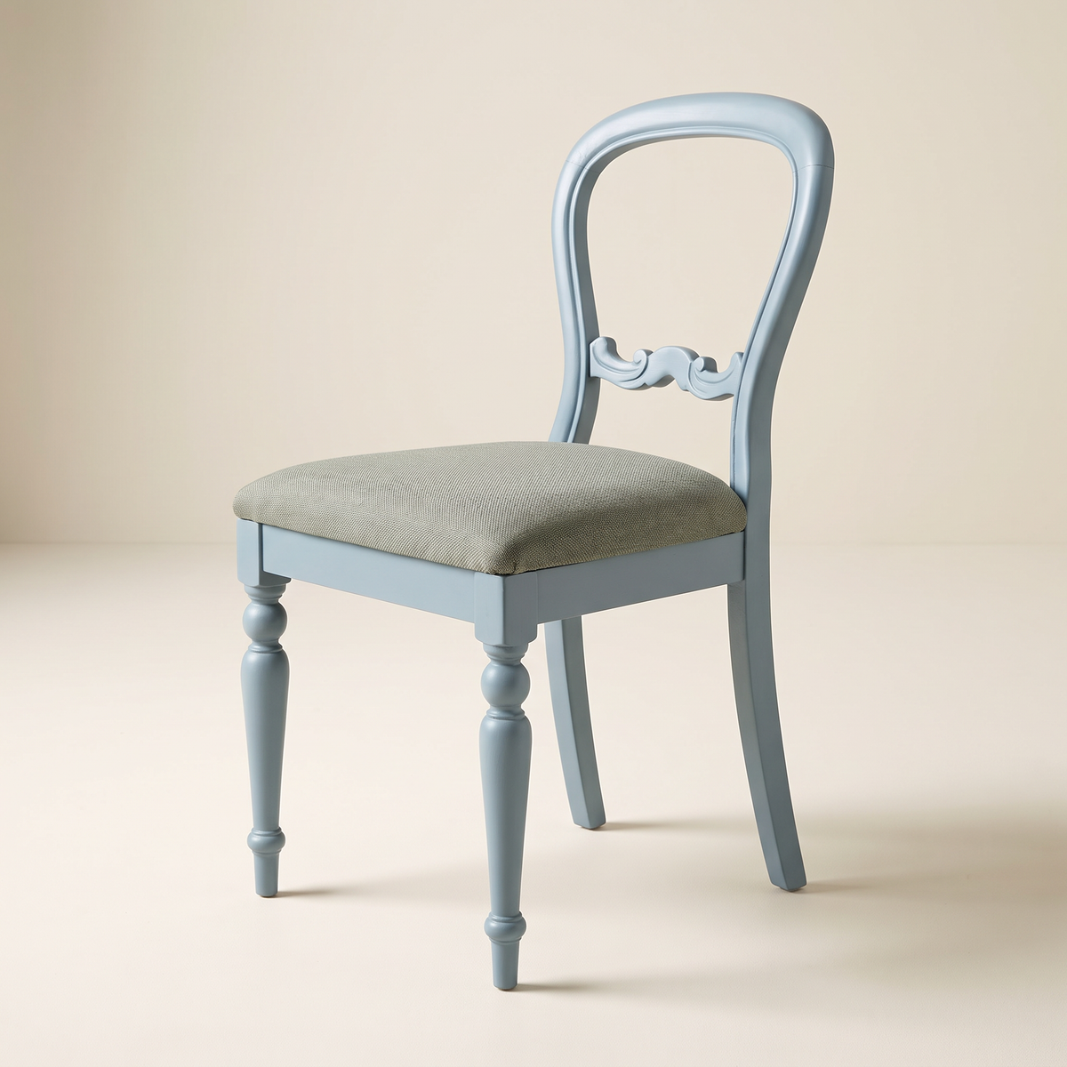 Chair 504 balloon-back dining chair in powder blue painted wood with turned legs and grey-green seat, front three-quarter view
