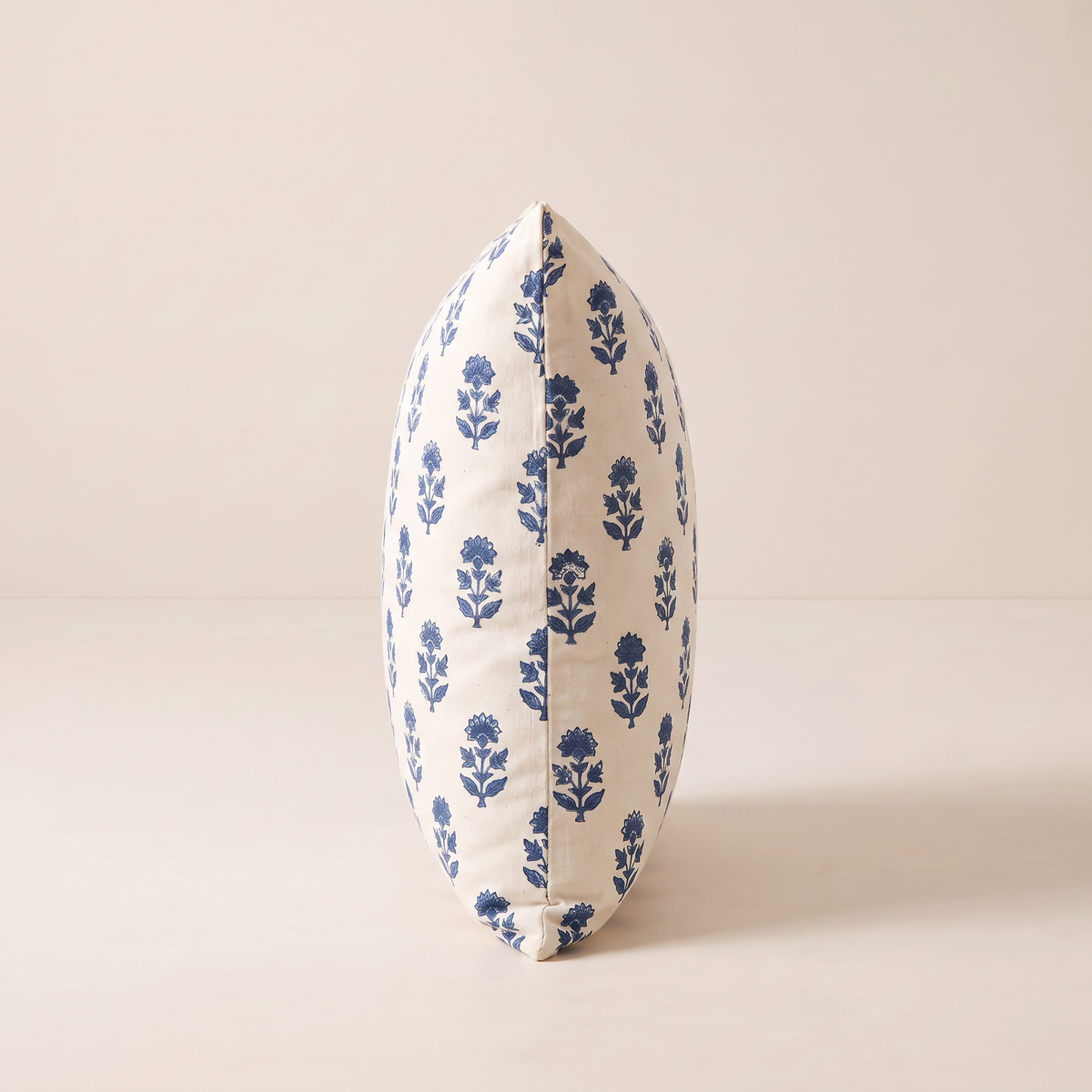 Indigo Buti Cushion edge view showing thickness and knife-edge seam