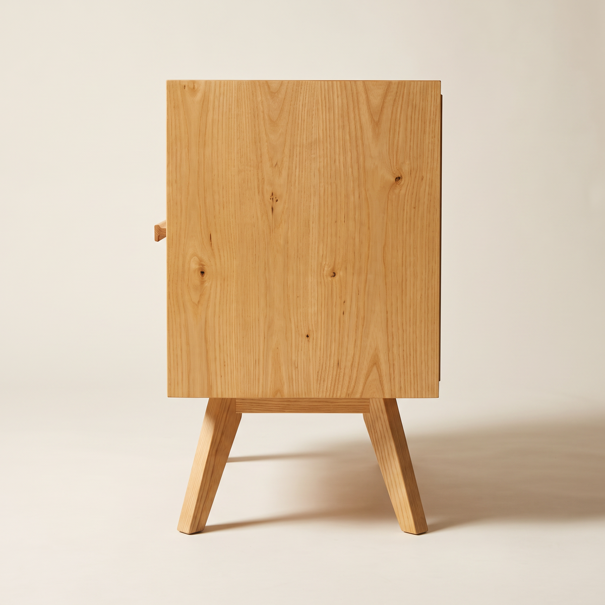 Night Stand 815 bedside table in natural ash, side profile view